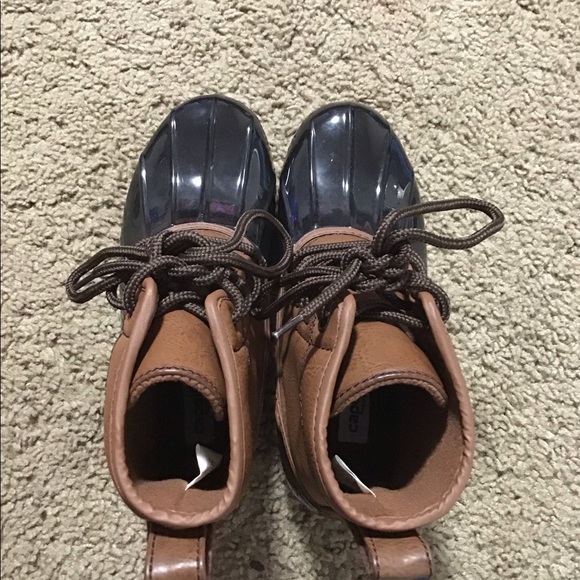 Boots - Picture 2 of 3